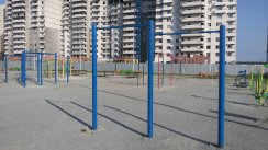 Площадка для воркаута в городе Челябинск №5478 Маленькая Современная фото